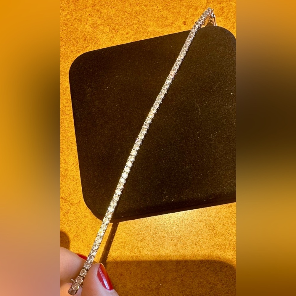 New cz diamond tennis bracelet in 925 solid sterling silver 7.5 inches - Picture 5 of 5